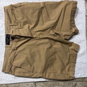 Abercrombie & Fitch khaki short